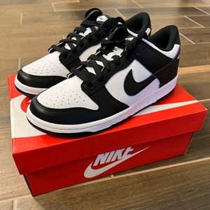 Nike Panda Dunk Size 7Y (Fits Women’s Size 8.5/9)